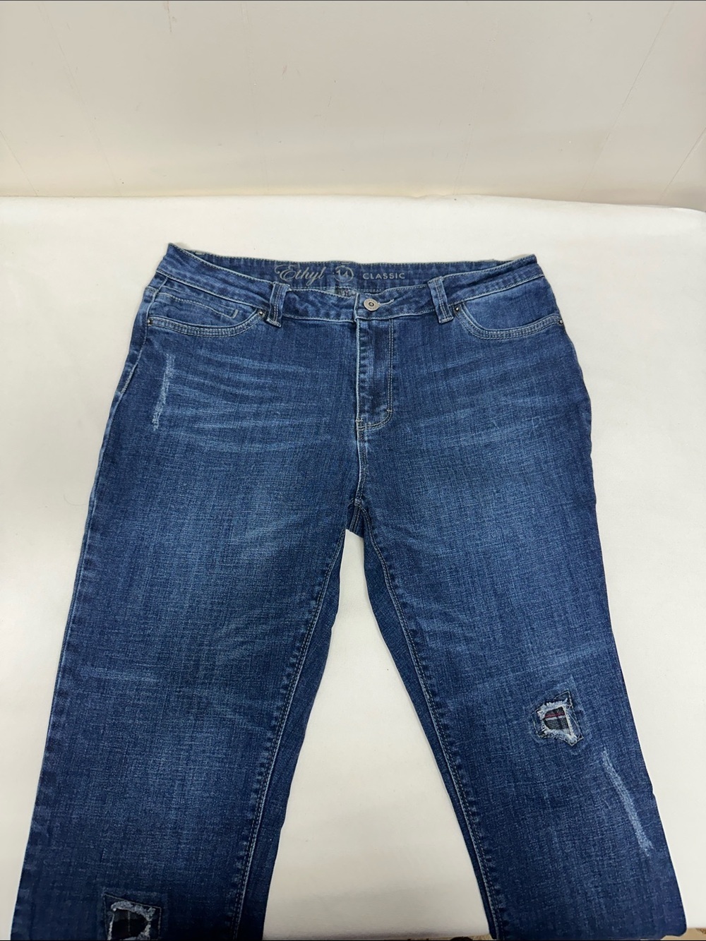 Women's Straight Leg Distressed Jeans in Dark Blue